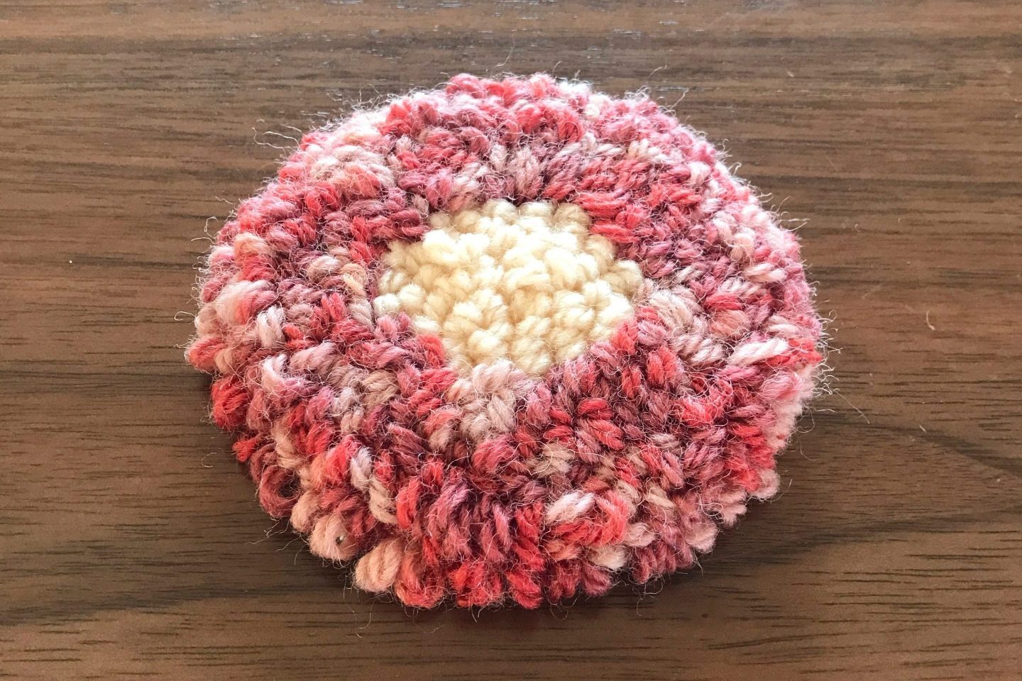 パンチニードルでお花のコースターを作ってみた